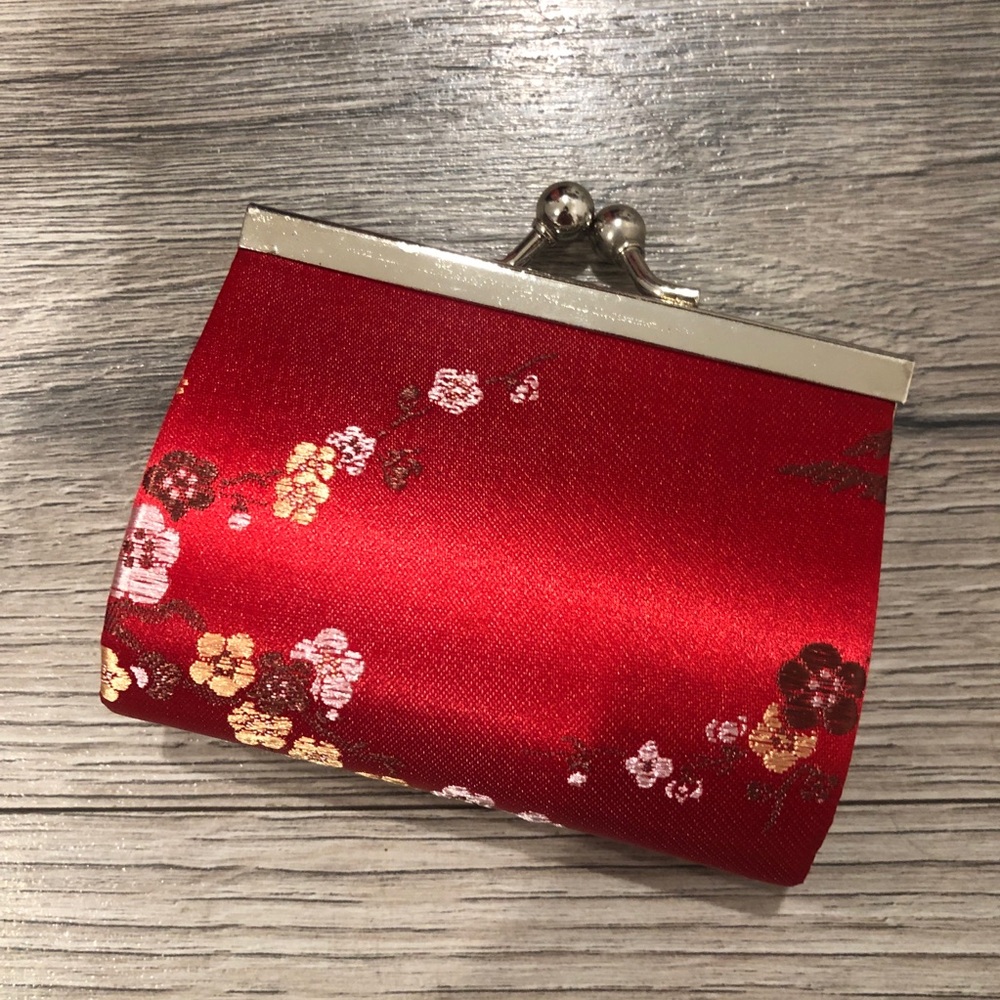 New Vintage Oriental Asian Cherry Blossom Red Hardshell Coin Purse Mini Pouch - Picture 3 of 12